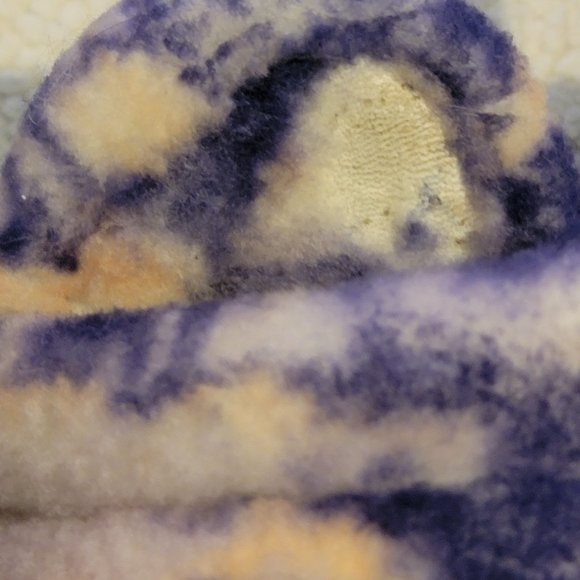 UGG Fluff Yeah Slippers - Picture 2 of 6